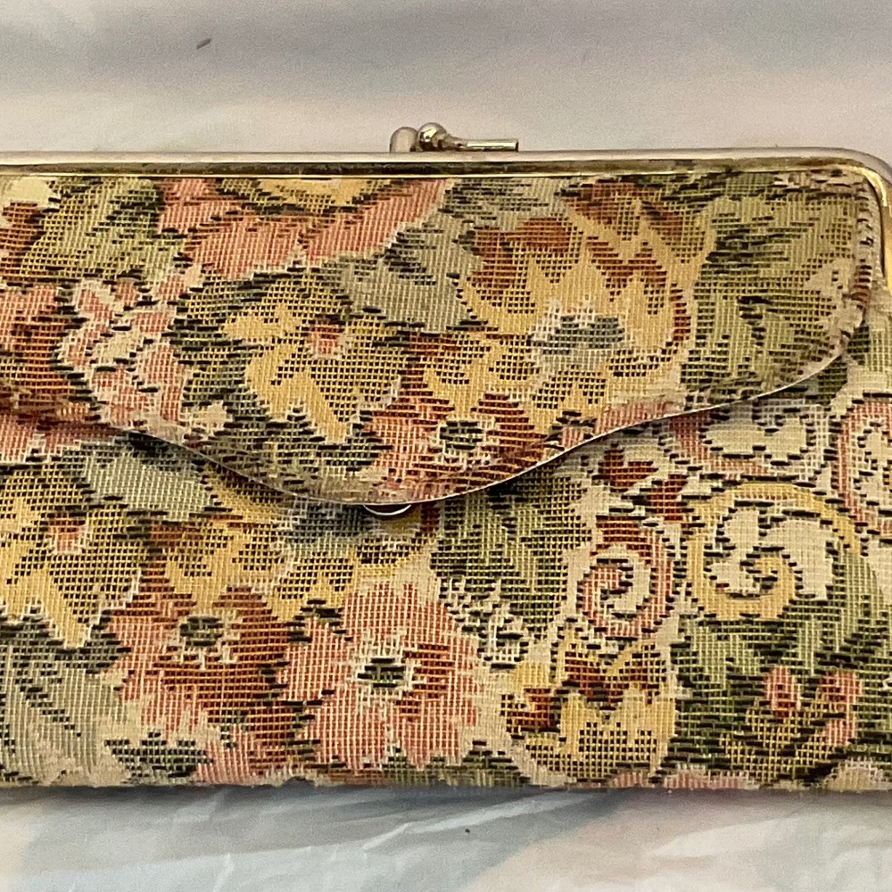 VINTAGE WALLET  BAG  CARPET MATERIAL
